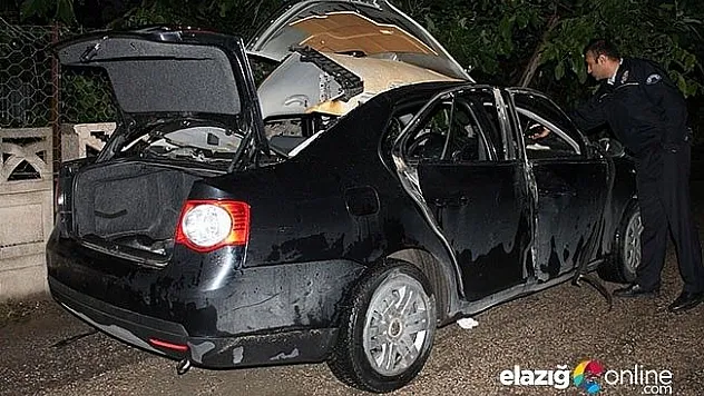 Otomobilde çakmak gazı patladı: 2 yaralı