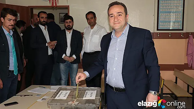 AĞAR &quotAllah vatana, millete, hemşehrilerimize hayırlı uğurlu etsin&quot