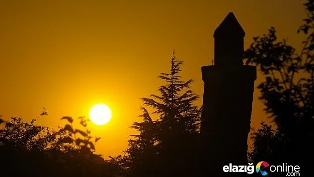 Elazığ'da Ramazan Bayramı namazı saat kaçta kılınacak?