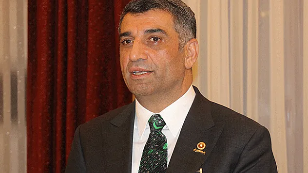 Gürsel EROL: &quotDevlet ve gönül adamlığı kimliğiyle siyaset yapmayı tercih ettik&quot