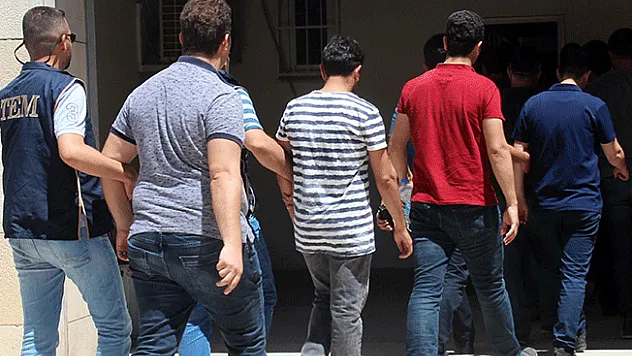 Elazığ'daki FETÖ/PDY soruşturmasında 2 tutuklama