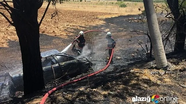 Kaza Yapan Otomobil Kül Oldu!