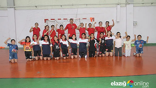 Doğu'nun görünmeyen yıldızları