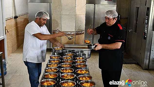 Tunceli'de her gün bin aileye sıcak yemek