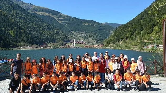 Çemişgezekli Öğrenciler Karadeniz'i Gezdi