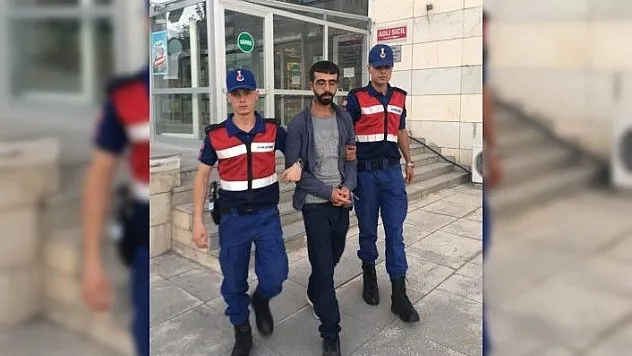 16 ayrı suçu, 7,5 yıl hapis cezası olan şüpheli hırsızlık yaparken yakalandı