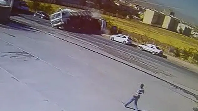 Elazığ'da facia ucuz atlatıldı, o anlar kamerada