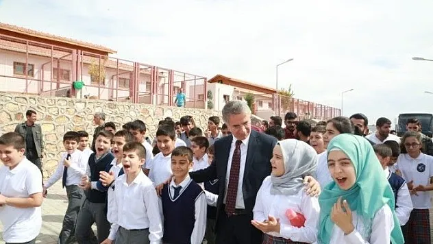 Elazığ'daki Türkiye'nin en modern hayvan hastanesine ziyaretçi akını