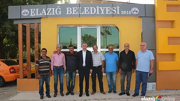 Modern taksi durakları hizmet vermeye başladı
