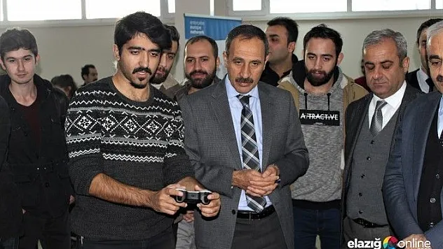 '4. Fırat Yazılım Ve Teknoloji Proje Pazarı' paneli başladı