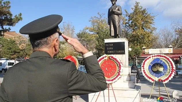 &quot81 yıl önceki 17 Kasım 1937 günü gibi yine aramızda, yanımızda ve kalbimizdesin&quot