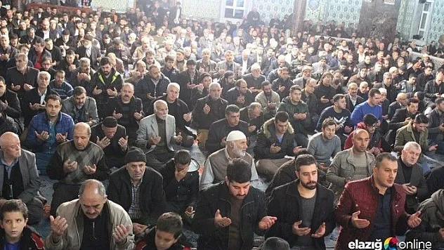 Elazığlılardan Mevlid Kandili'ne Yoğun İlgi