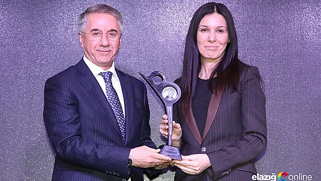 Yanılmaz, &quotYılın En Başarılı İl Belediye Başkanı&quot seçildi