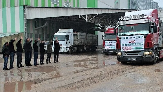 Elazığ'dan Suriye'ye 10 tır un gönderildi