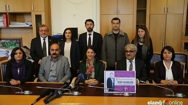 HDP milletvekilleri Öcalan için TBMM'de açlık grevine başladı