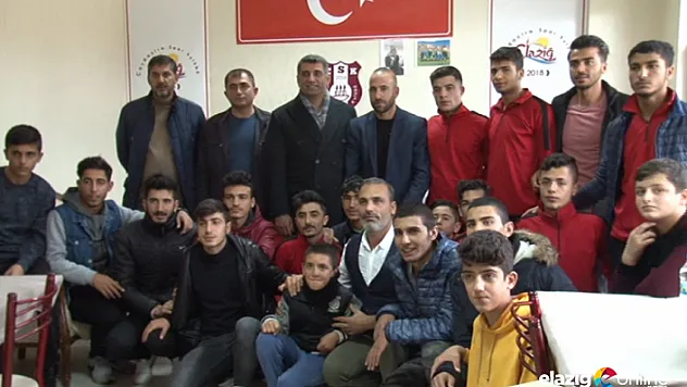 Milletvekili Erol'dan Çaydaçıra Spor Kulübüne Ziyaret