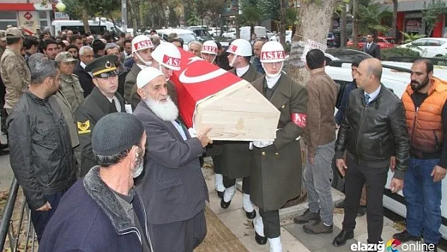 Vefat eden Kore gazisi Elazığ'da toprağa verildi