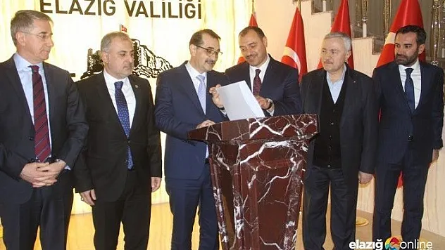 Bakan Dönmez: 'Hedef 100'üncü yılda ülkemizi ilk 10'a sokmaktır'