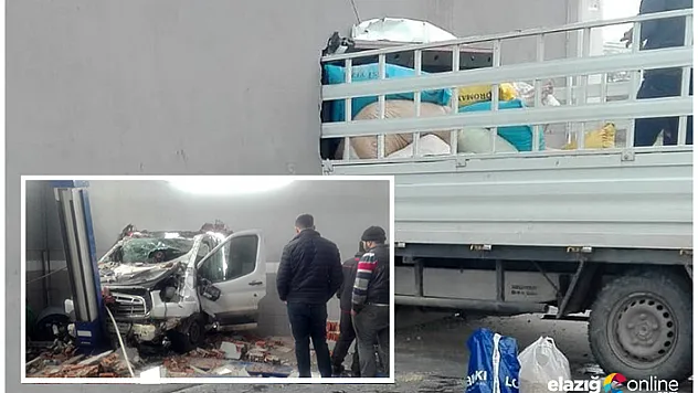 Elazığ'da, pikap duvarı deldi!