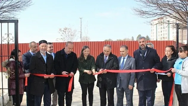 Afrin şehidinin ismi okula verildi