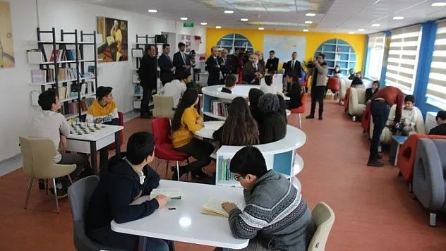 'Elazığ Her Yerde Okuyor' projesi