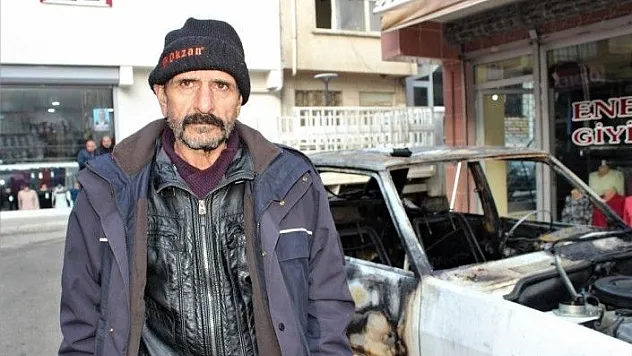 Elazığ'da baba-oğlun araçları kundaklandı