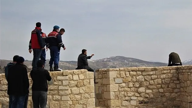 Harput kalesinde intihar girişimi 3 saatte sona erdi