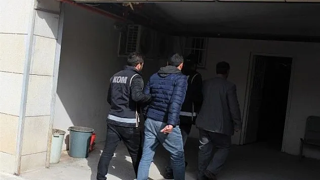 Zimmet operasyonunda 3'ü müdür yardımcısı 9 şüpheli adliyeye sevk edildi