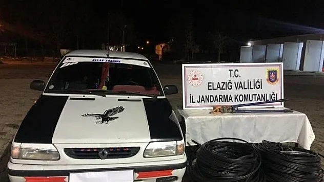 Elazığ'da kablo  çalan 2 şüpheli suçüstü yakalandı