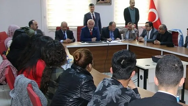 Memurluğa atanan gençlere 'İş Hayatına Uyum' semineri