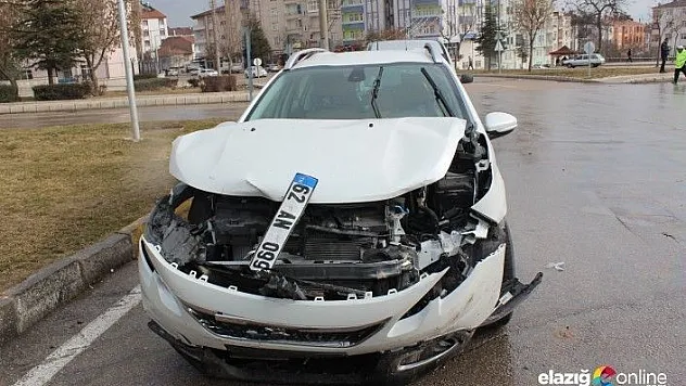 Ulukent'te trafik kazası!