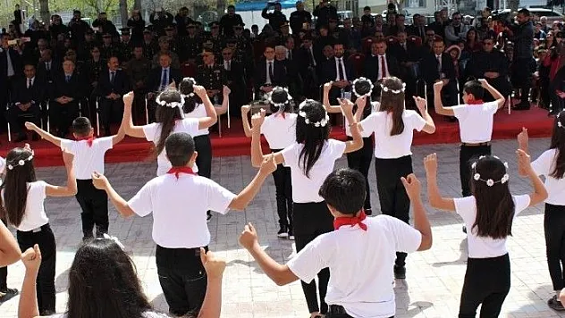 Elazığ'da 23 Nisan Coşkusu