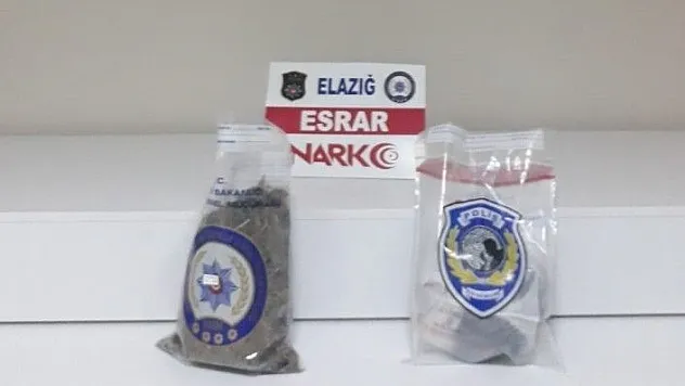 Aracın kaputuna gizlenmiş zulalı uyuşturucu ele geçirildi