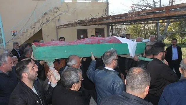 Öldürülen Eda öğretmen son yolculuğuna uğurlandı