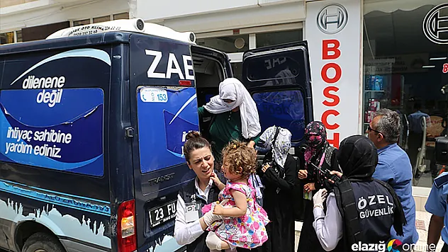 Elazığ'da 26 dilenciye ceza kesildi