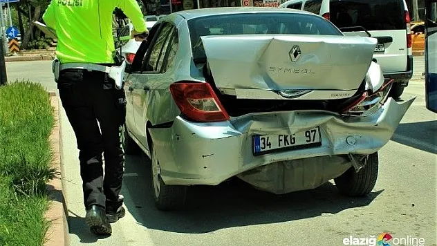 Elazığ'da trafik kazası: 2 yaralı