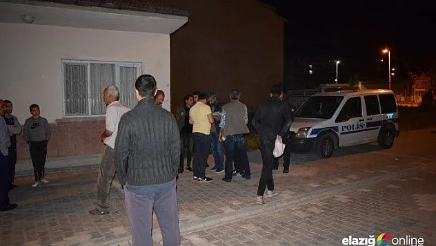 Silahı temizlerken arkadaşını başından vurdu