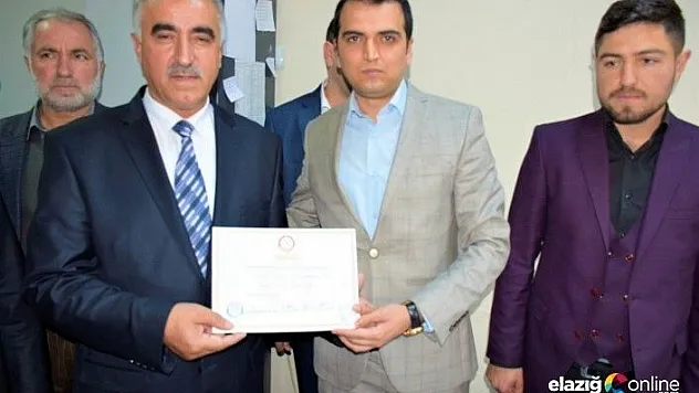 YSK, Palu Belediye Başkanı Ünalan'ın mazbatası iptal etti