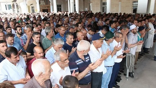 Elazığ'da Mursi için gıyabi cenaze namazı