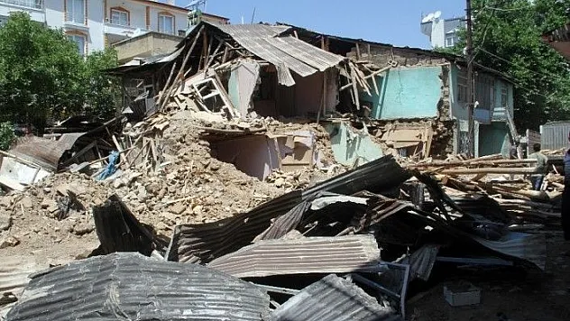 Elazığ'daki sel ve su taşkınları hasara neden oldu