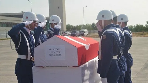 Şehit Uzman Onbaşının naaşı memleketine uğurlandı