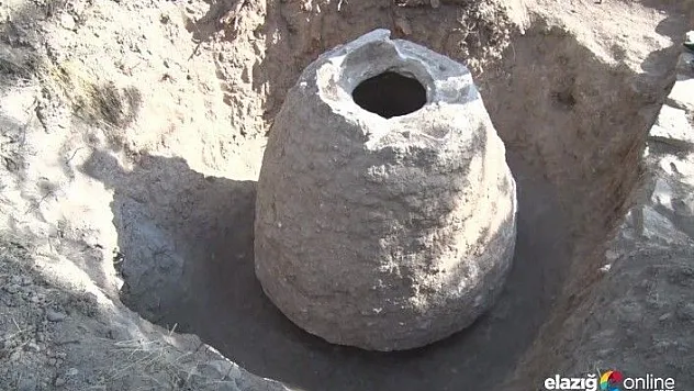 Çiftçi tarla sürerken tesadüf eseri buldu, 250 yıllık &quotTahıl Ambarı&quot koruma altına alındı