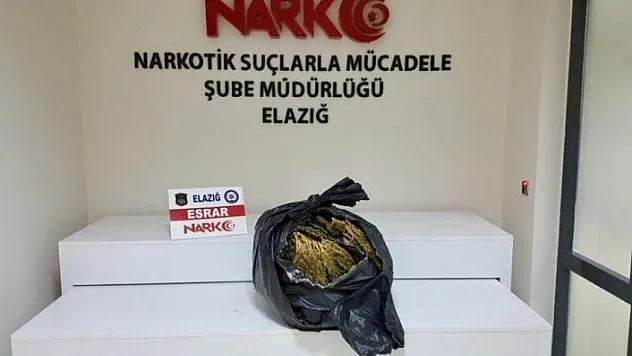 Elazığ'da huzur uygulamasında 9,5 kilo esrar ele geçirildi