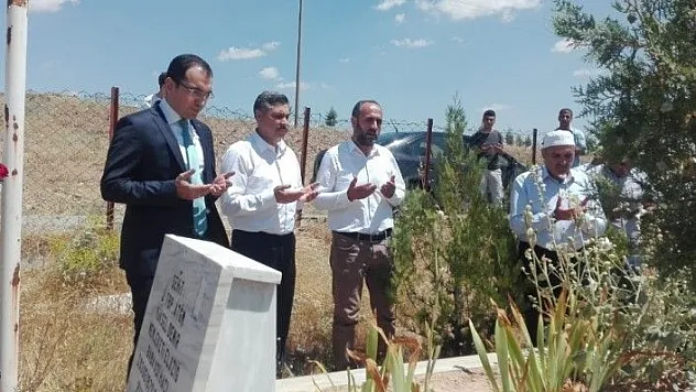 Kovancılar'da şehit kabirleri ziyaret edildi, mevlit okutuldu