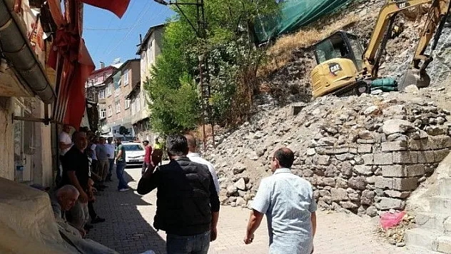 Define kazısı, hem meraka hem de gergin bekleyişe neden oldu