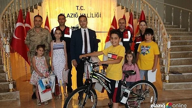Elazığ'da 'Dikkat Sizden Notlar Bizden' projesi