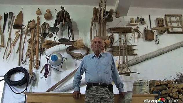 Evinin bodrumunu adeta müzeye çevirdi