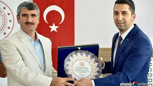 Gençlik Spor'da Devir Teslim