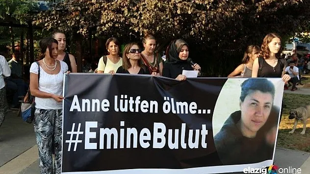 Kadınlar, kadın cinayetlerini sessiz yürüyüşle protesto etti