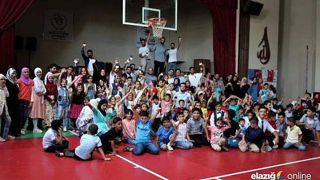 Türk ve mülteci çocuklara &quotBayram&quot eğlencesi